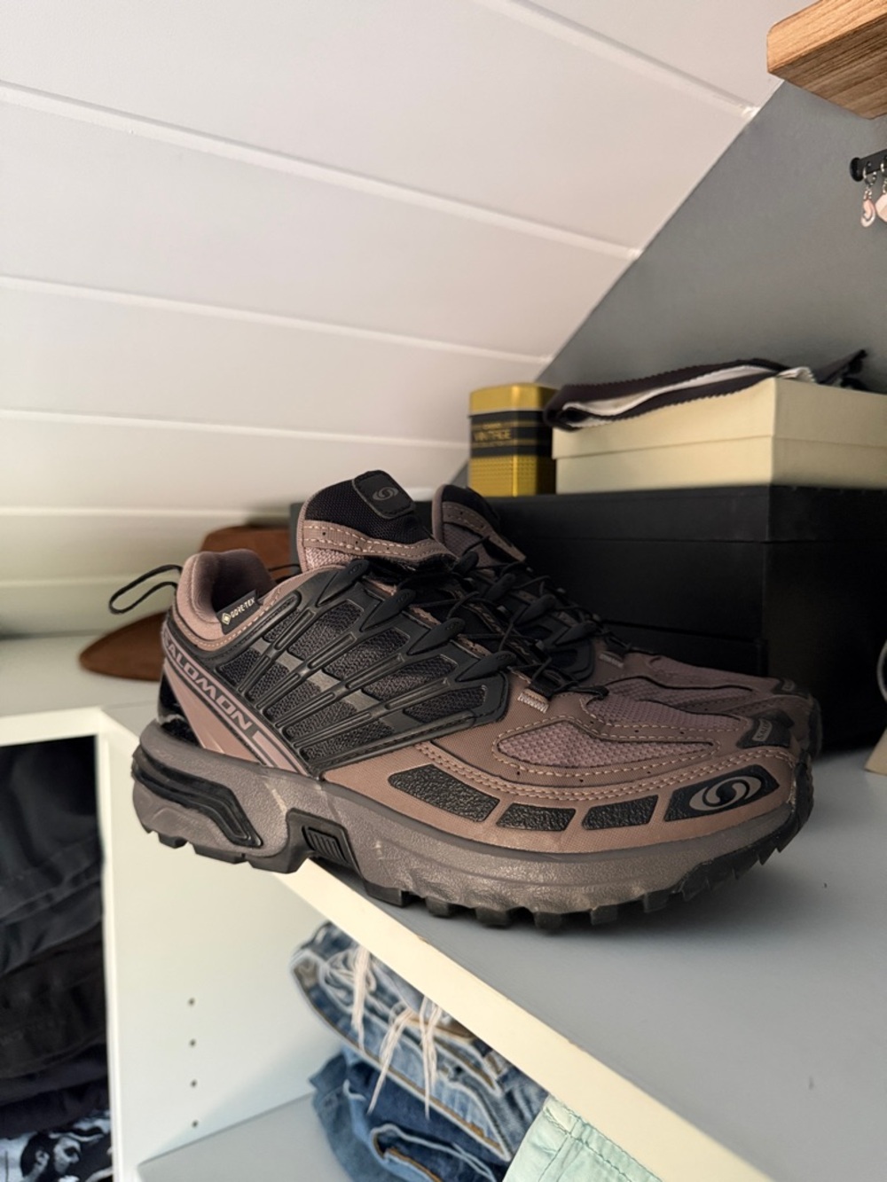 Salomon ACS Pro Mauve and Black.